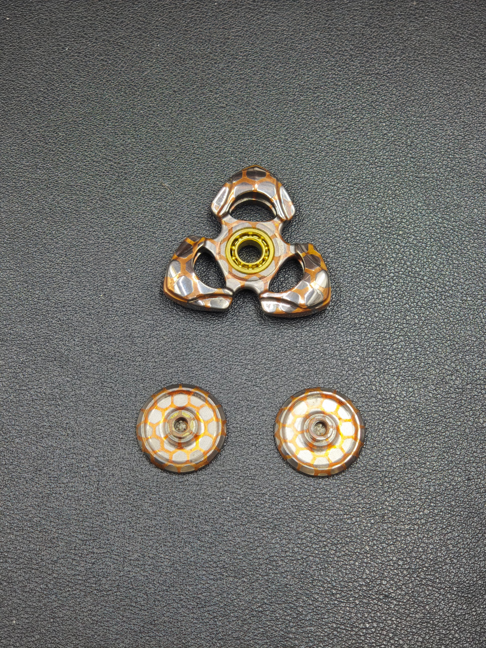 Toothless Mini Pearl White Superconductor Brushed
