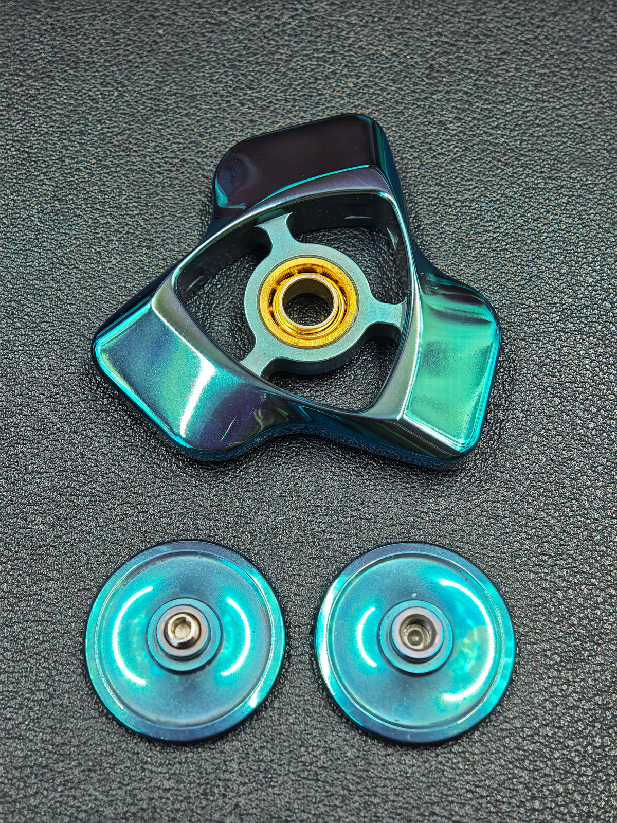 Phantom Dual Leaf Zirconium Oil Slick