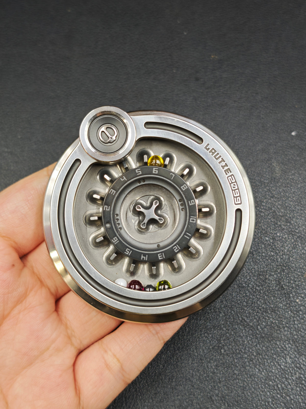 Carnival Roulette Mega Zirconium