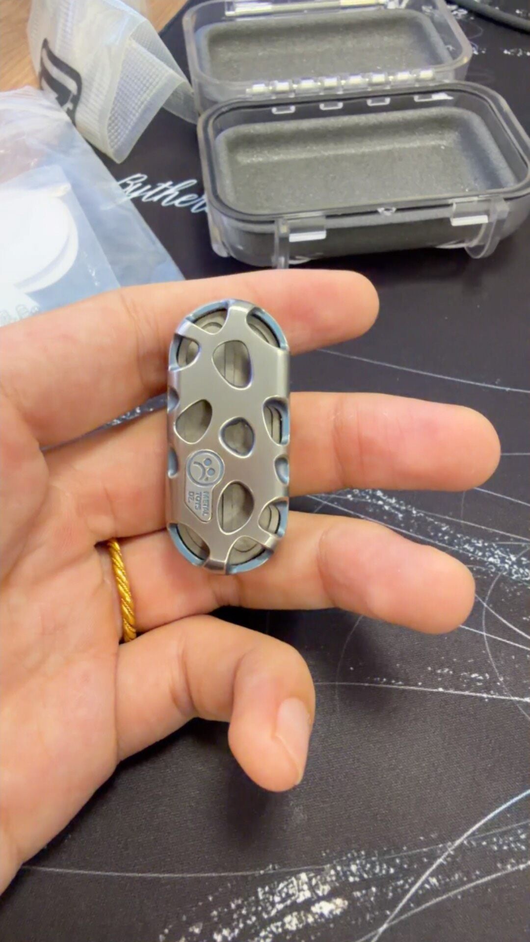 Top B Titanium