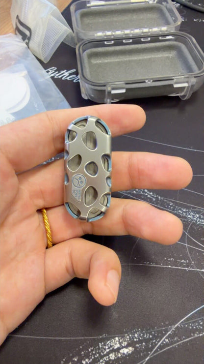Top B Titanium