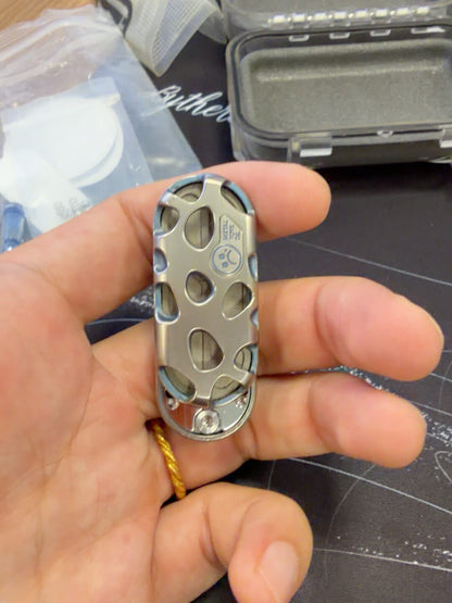 Top B Titanium