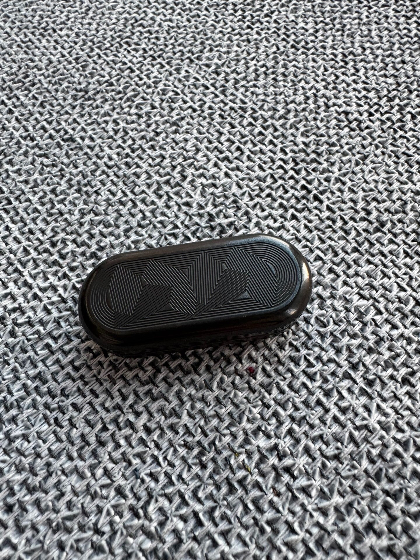 Top B Fingerprint, Zirconium