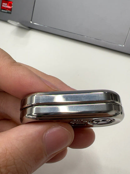 Top B, Titanium