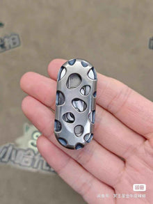 TOP B KONG Titanium