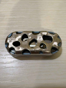 Top B, Titanium