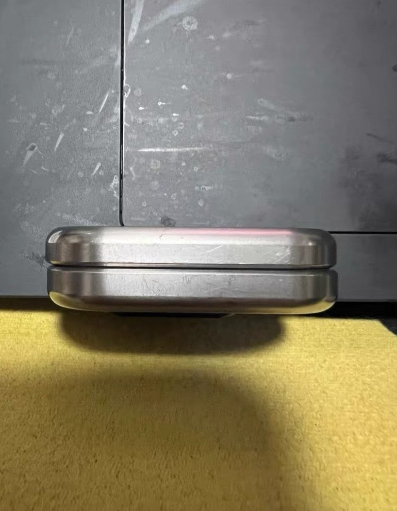 Top B Titanium