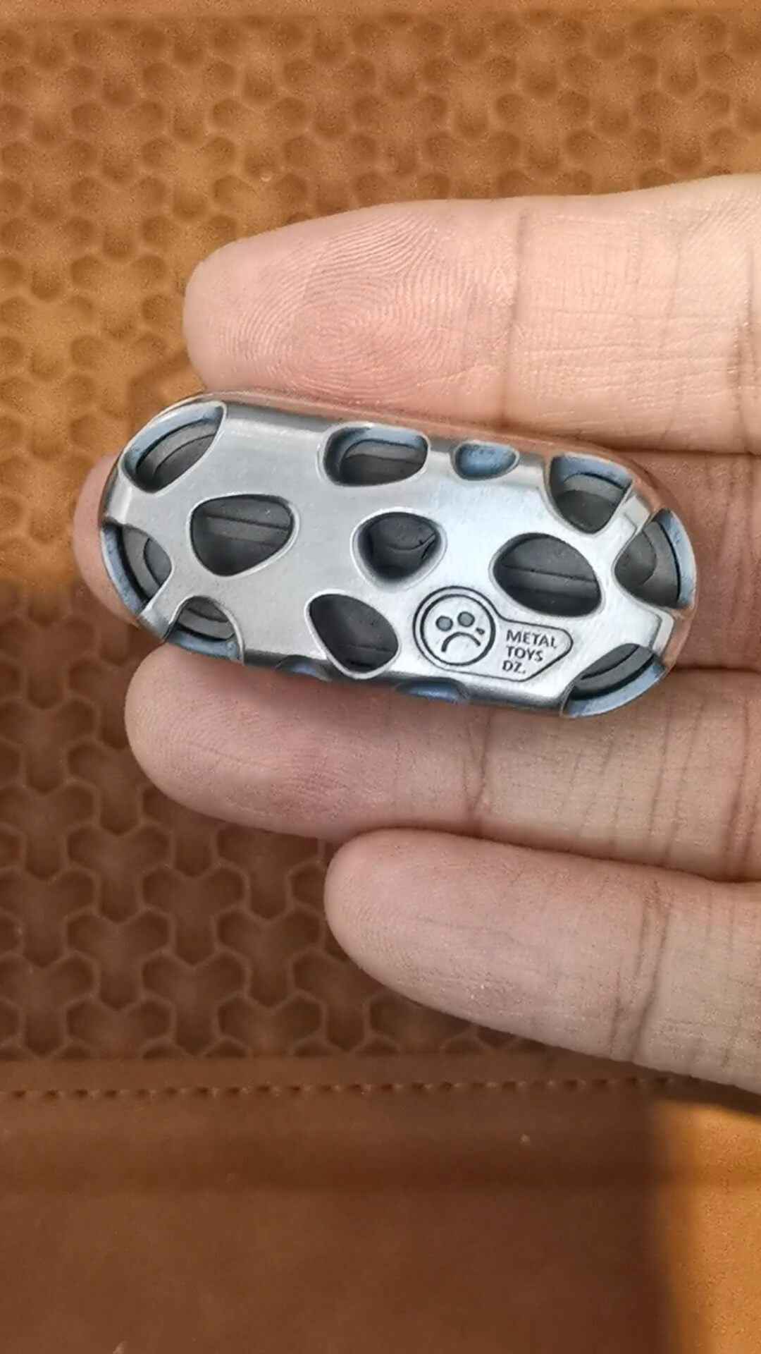 TOP B KONG Titanium