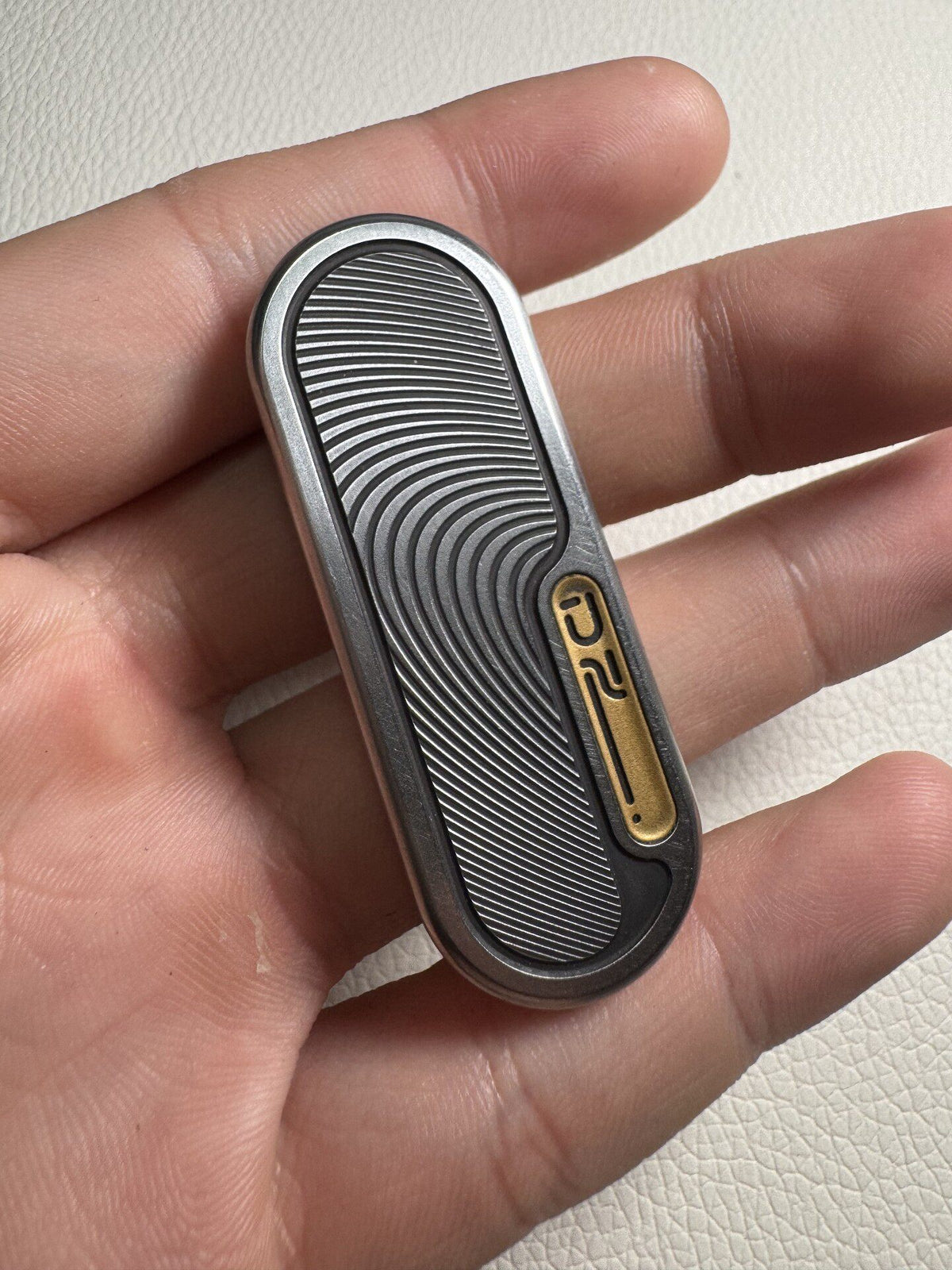 Product image DZ-top-h-Stainless-Steel,-Brass-TRB-CREATION-1073735546158-3.jpg