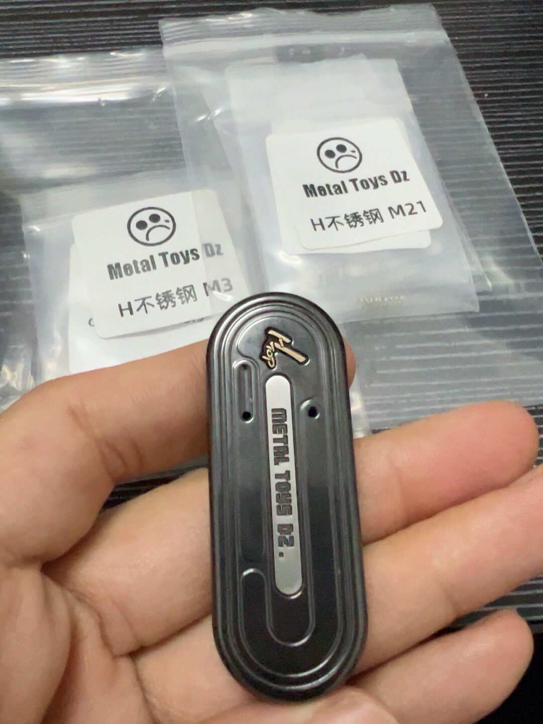 Top H Zirconium