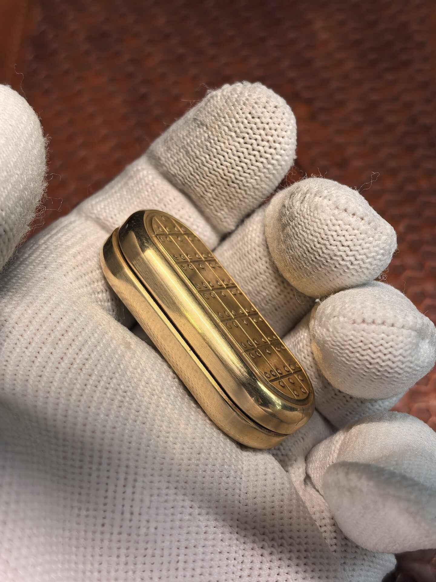 Top B Qin Brass