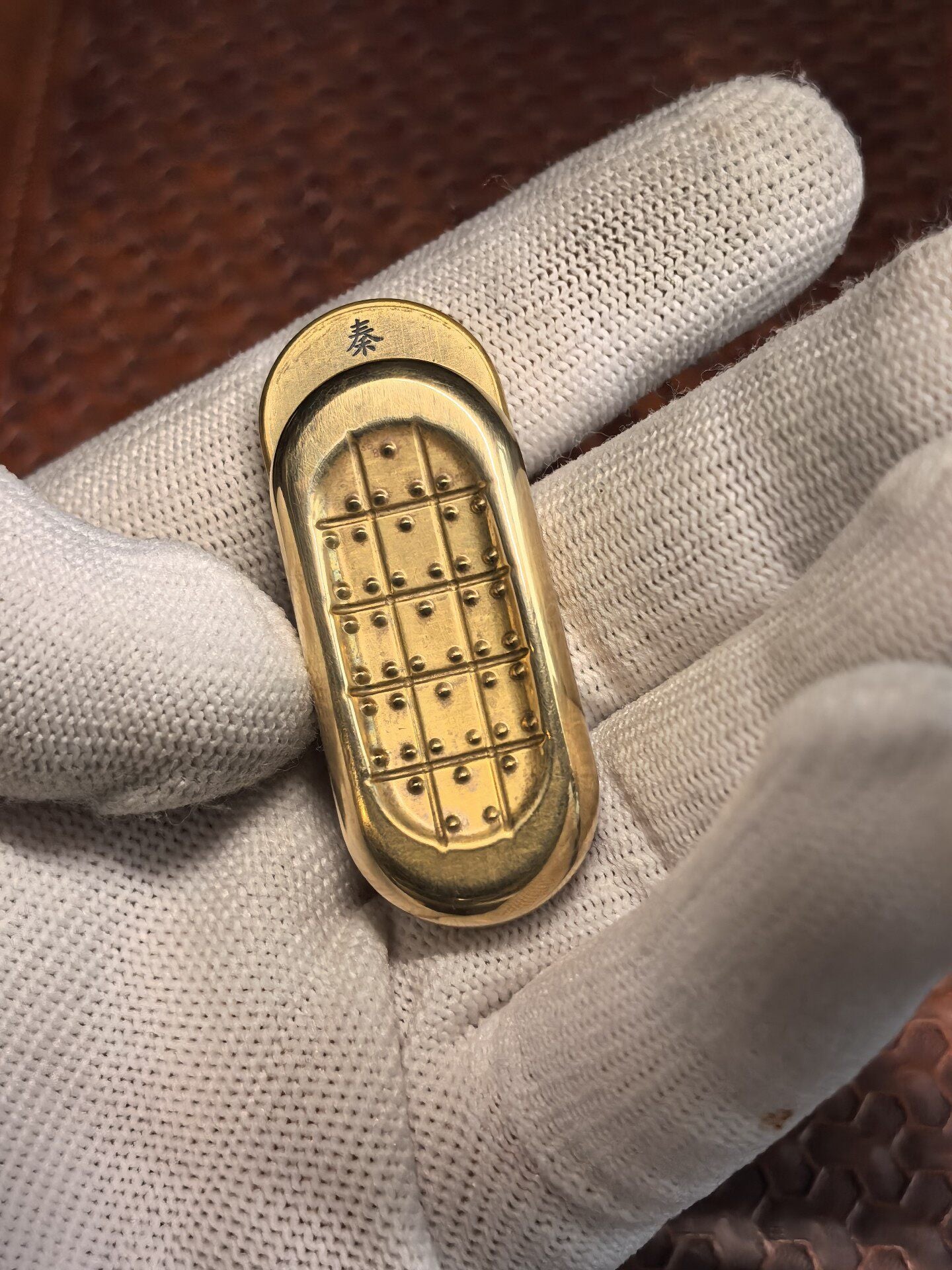 Top B Qin Brass