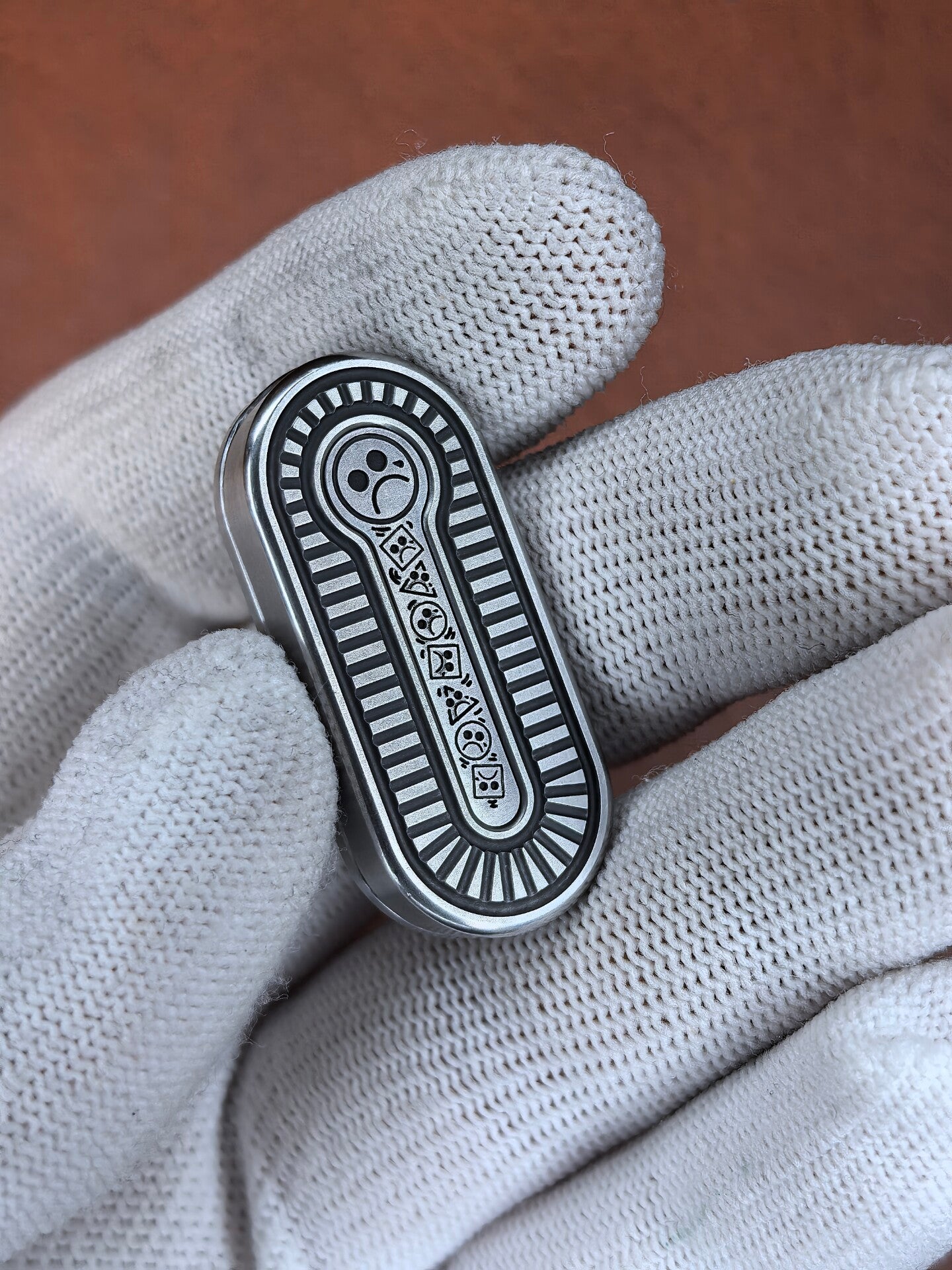 Top F, Stainless Steel