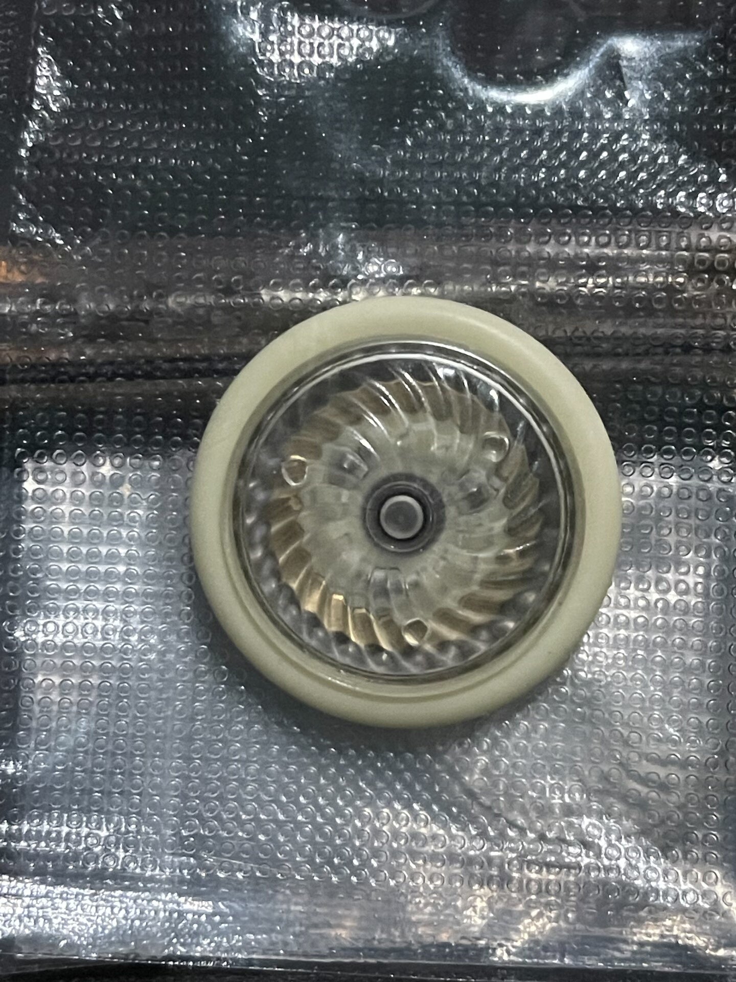 Top-C Luminous White