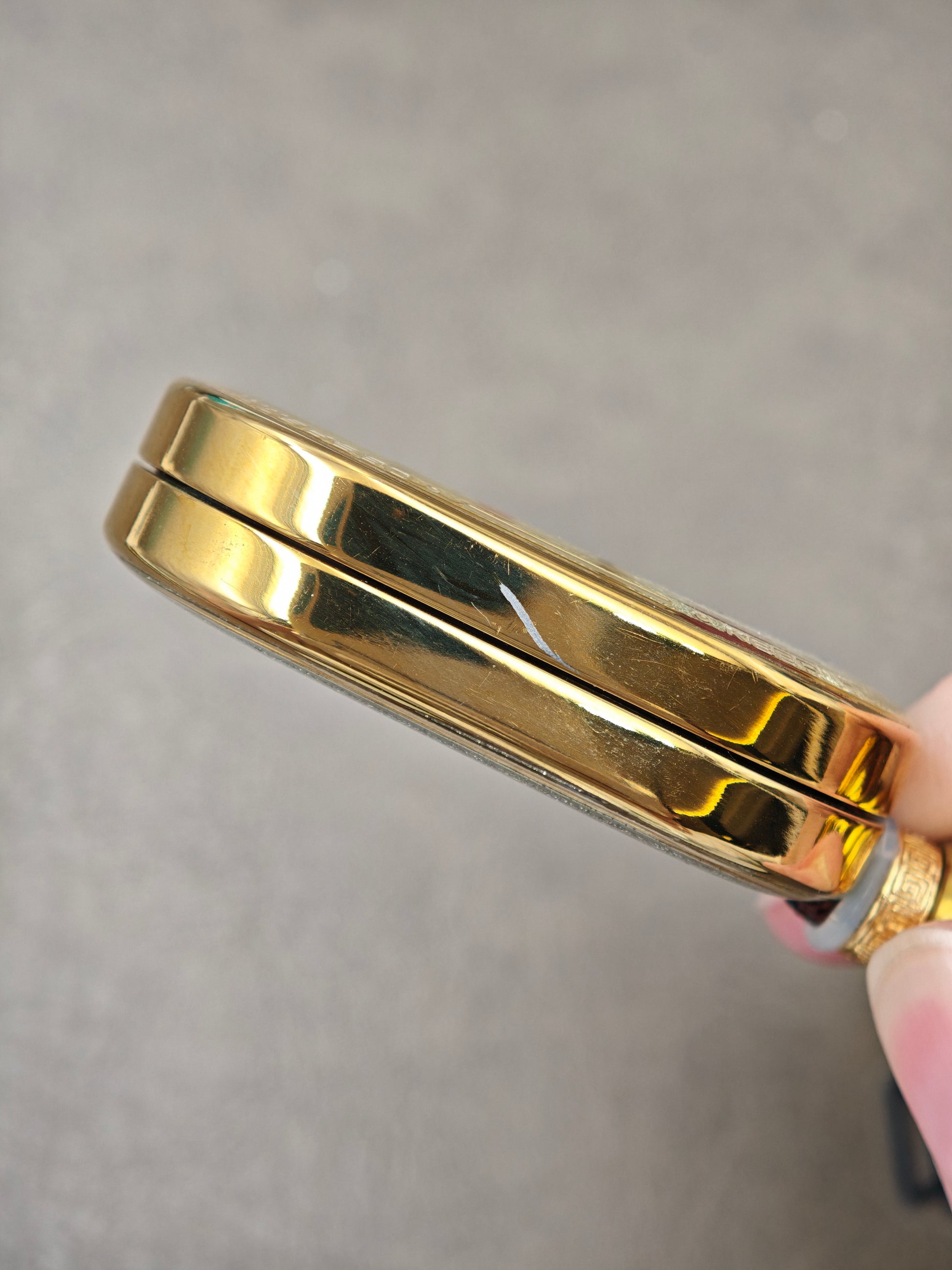 Groove Zirconium