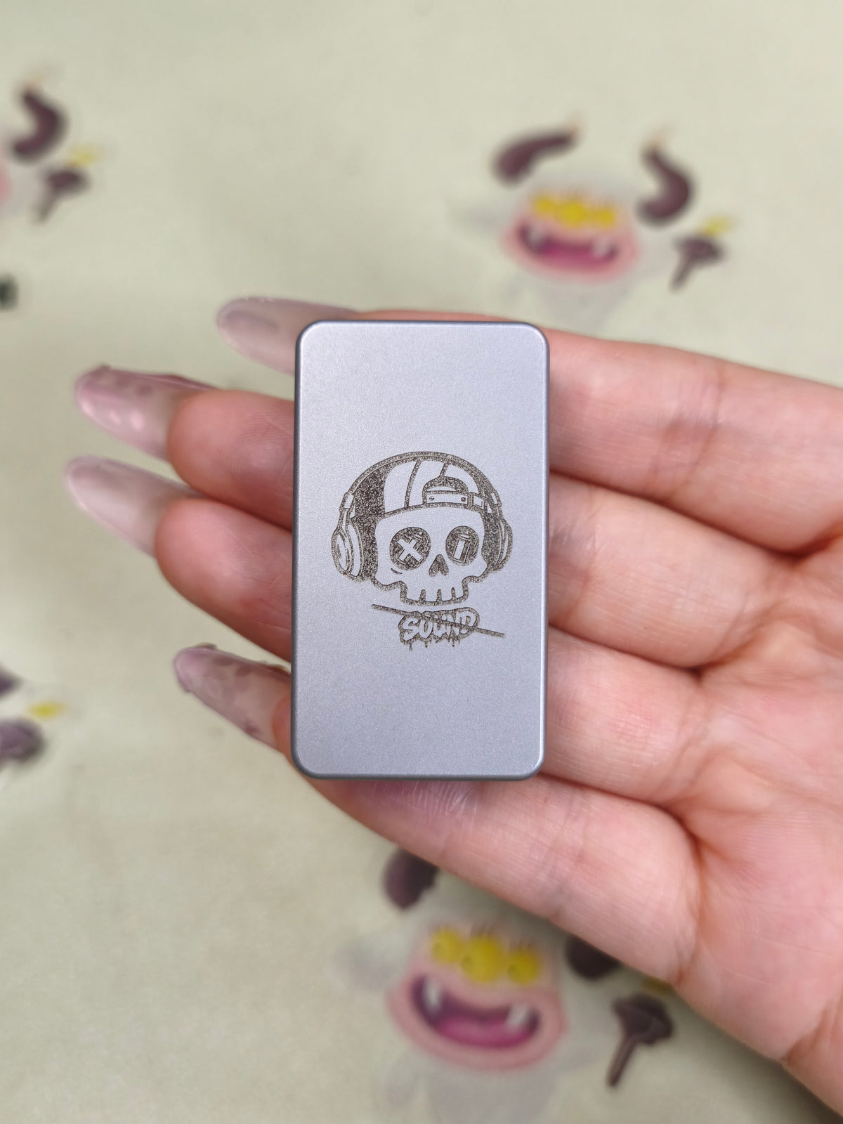Mute Stainless Steel