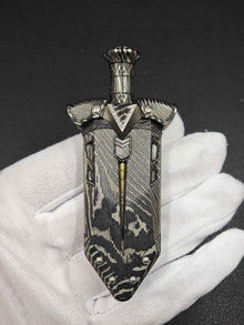 White Tiger Lake Sword Zirconium Zircuti