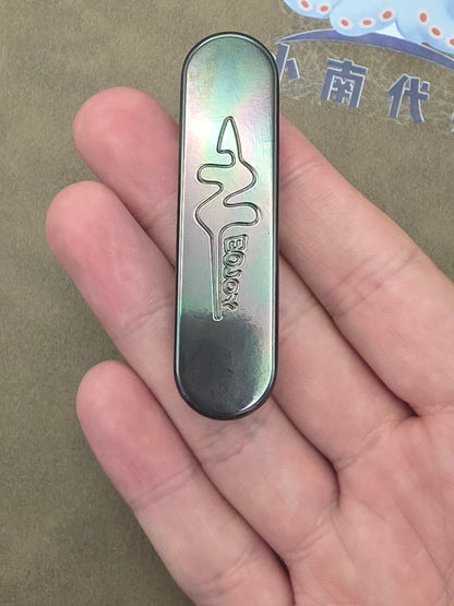 Latiao Zirconium Oil Slick