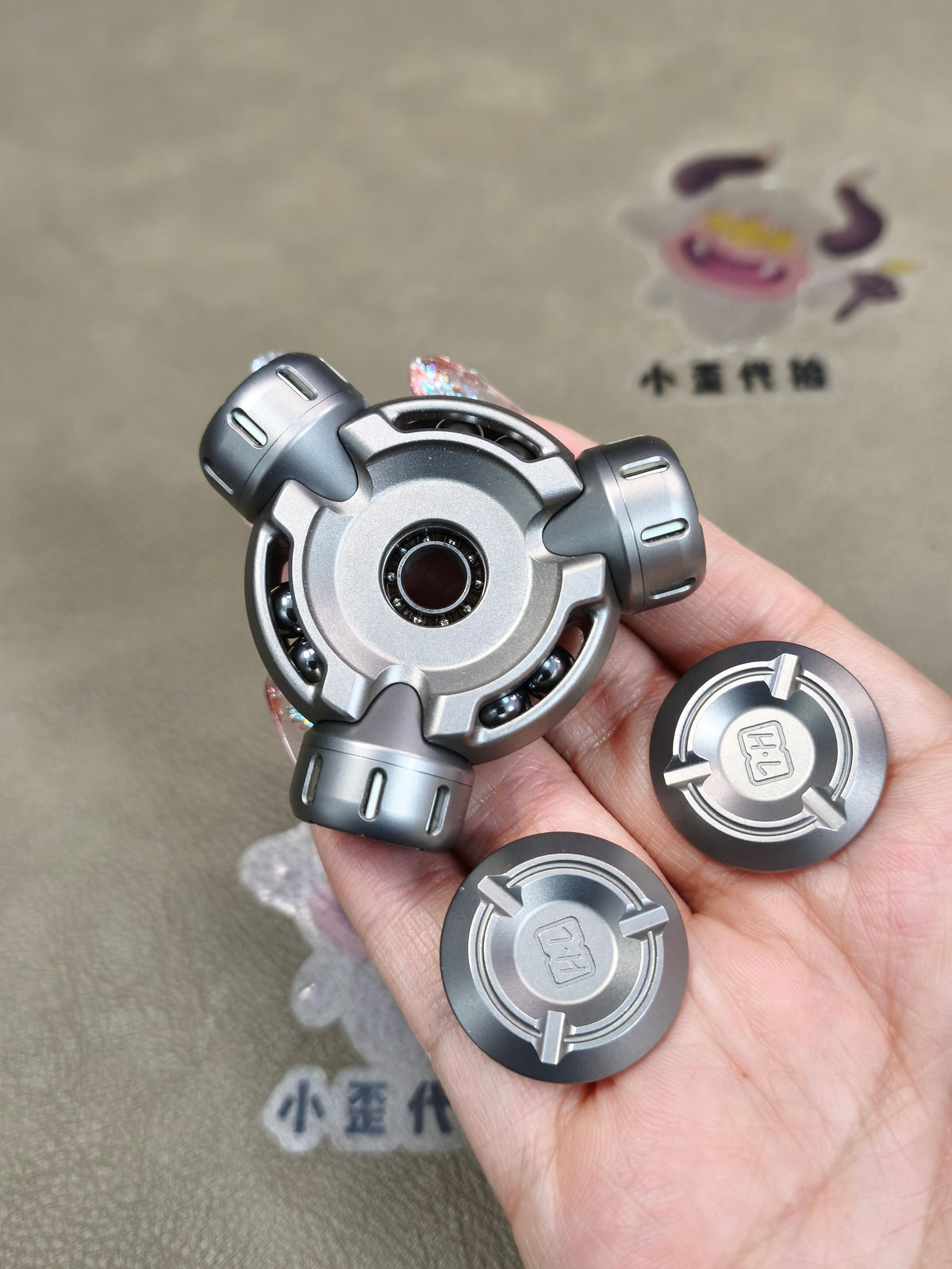 Bad Mantis 1.0 Titanium