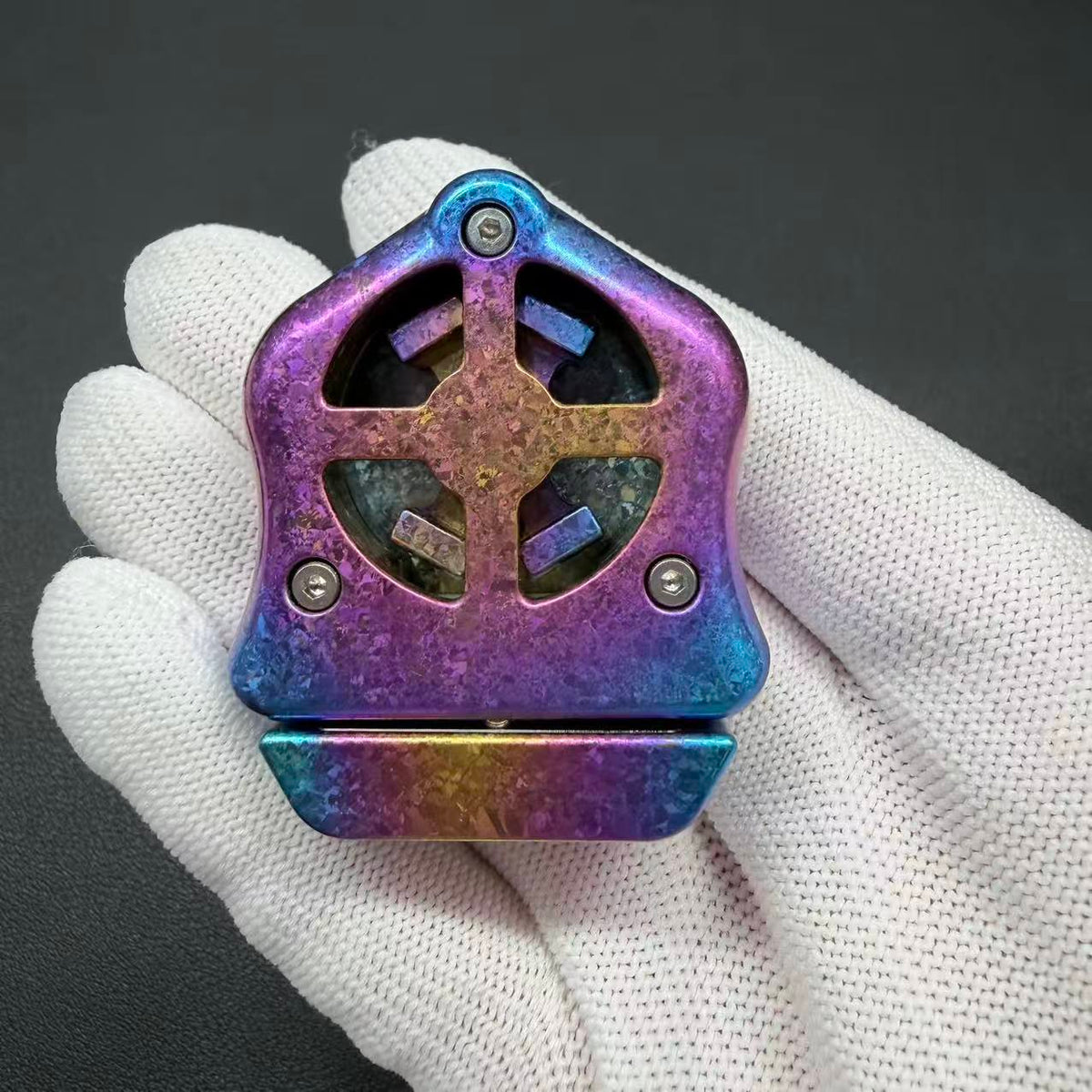 Vaporwave Crystallized Titanium