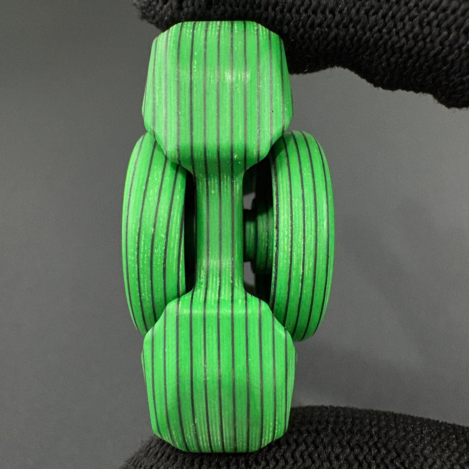 Spindle Batch Ii Carbon Quartz