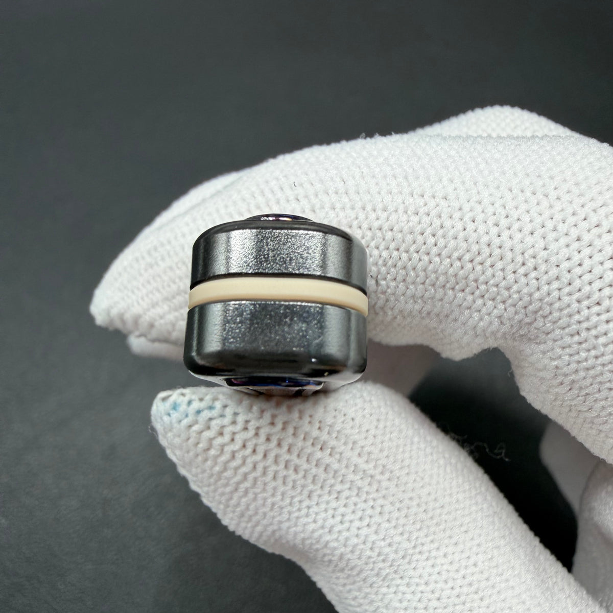 Snake Zirconium