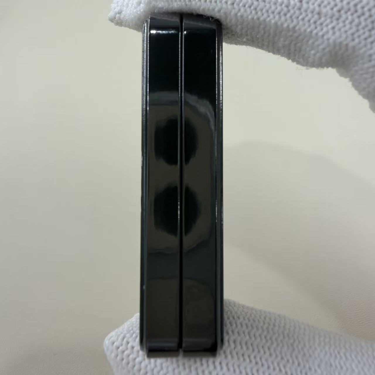 Sugar Cube Zirconium