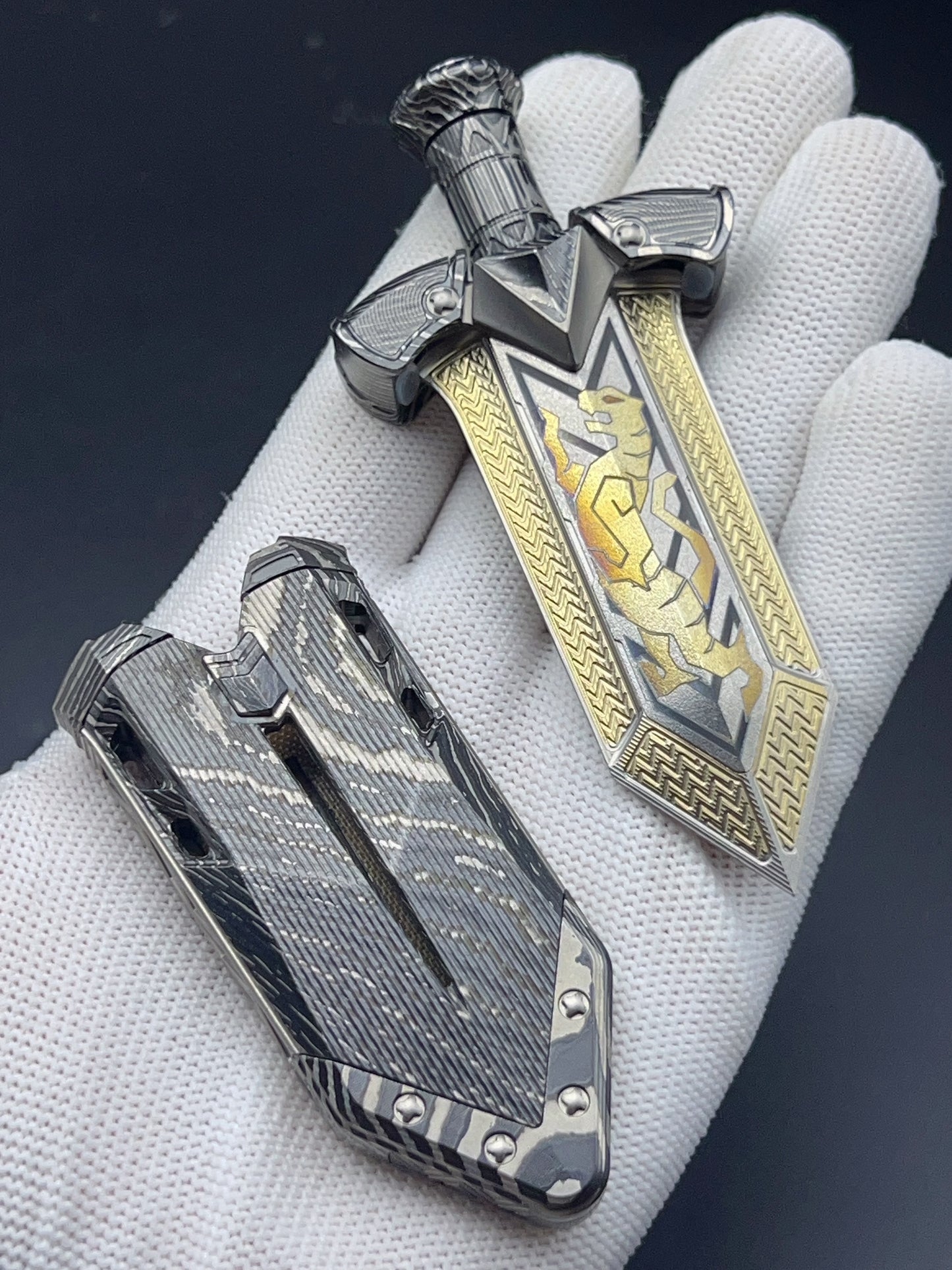 White Tiger Lake Sword Zircuti Zirconium