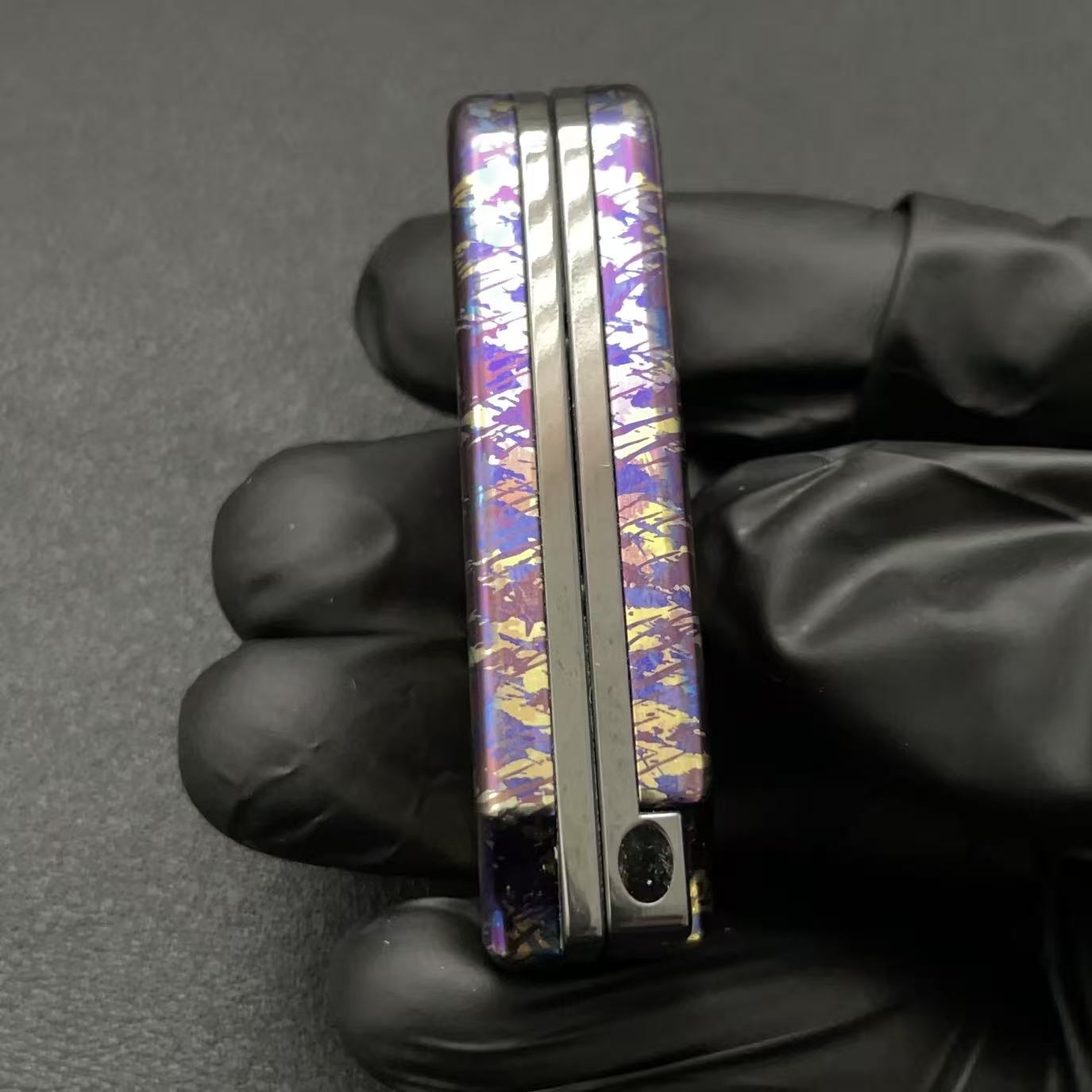 Q Mechanical Titanium