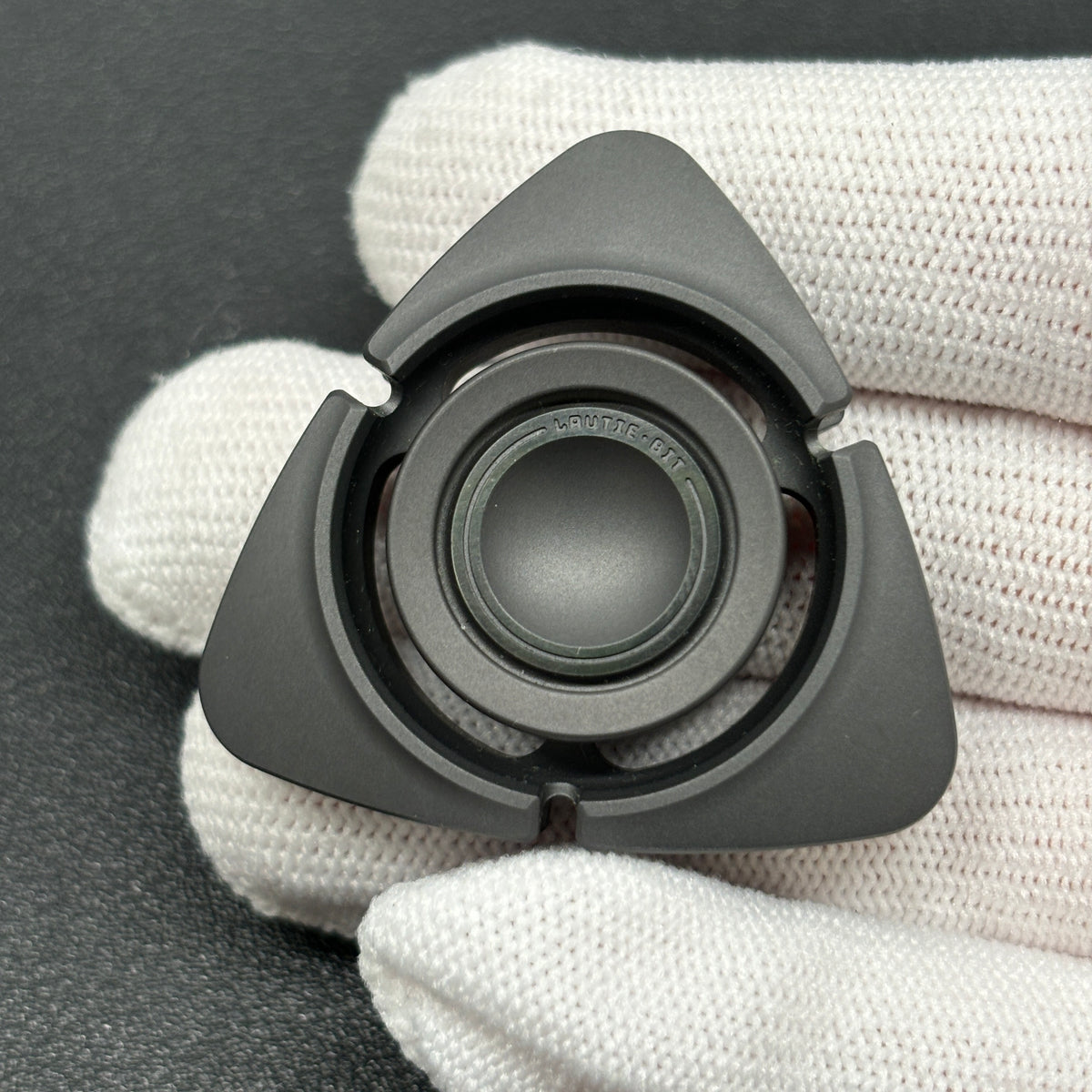 BIT 04 Zirconium