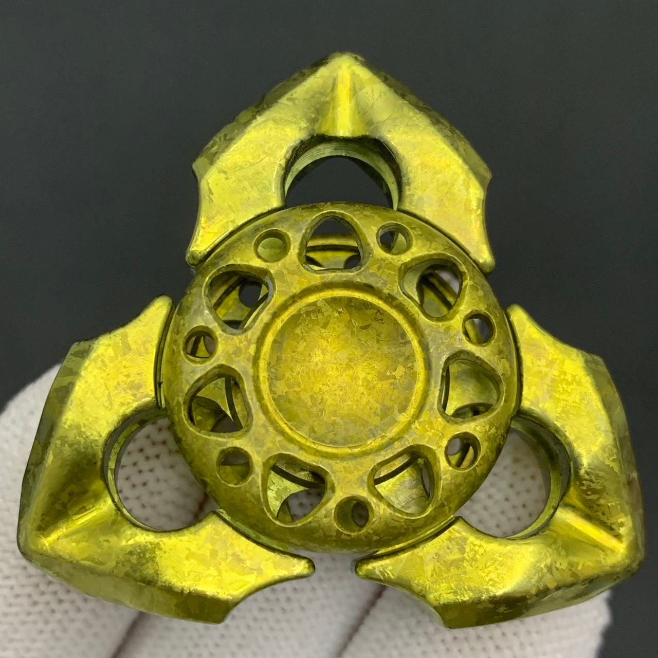 Lotus Crystallized Titanium