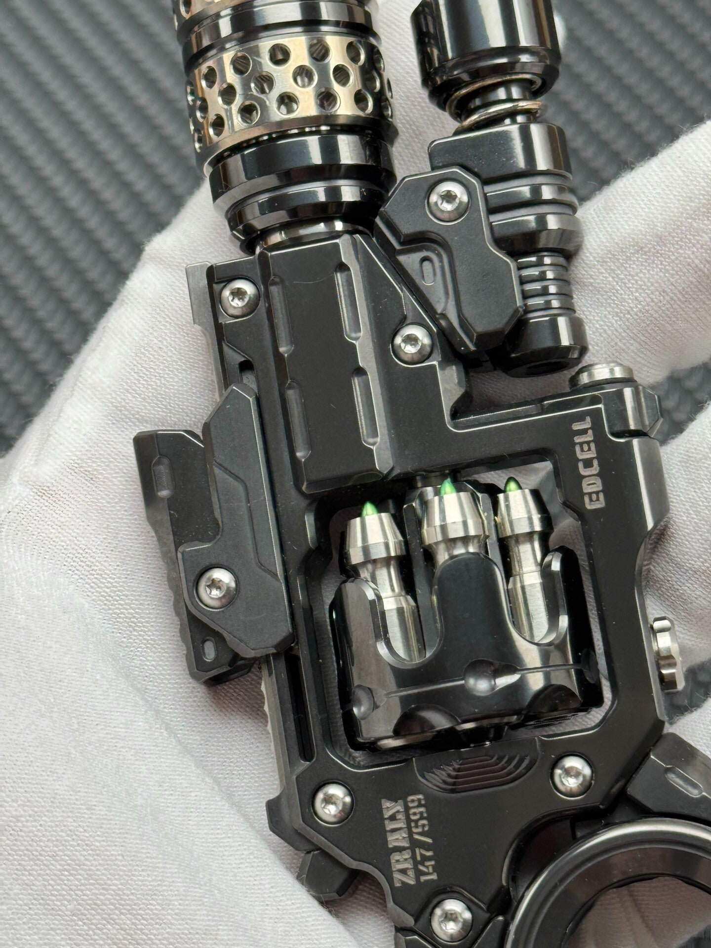Breaker Zirconium