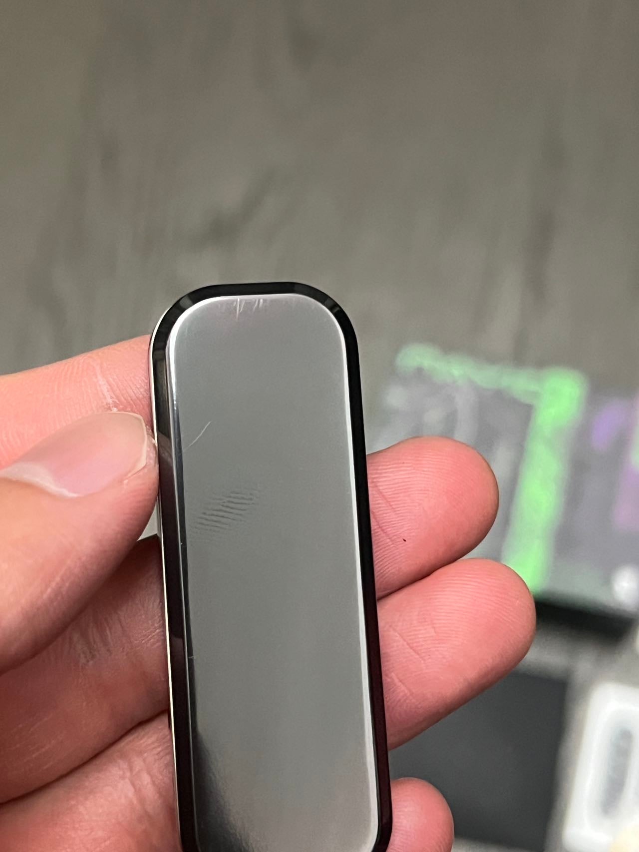 Eraser Zirconium
