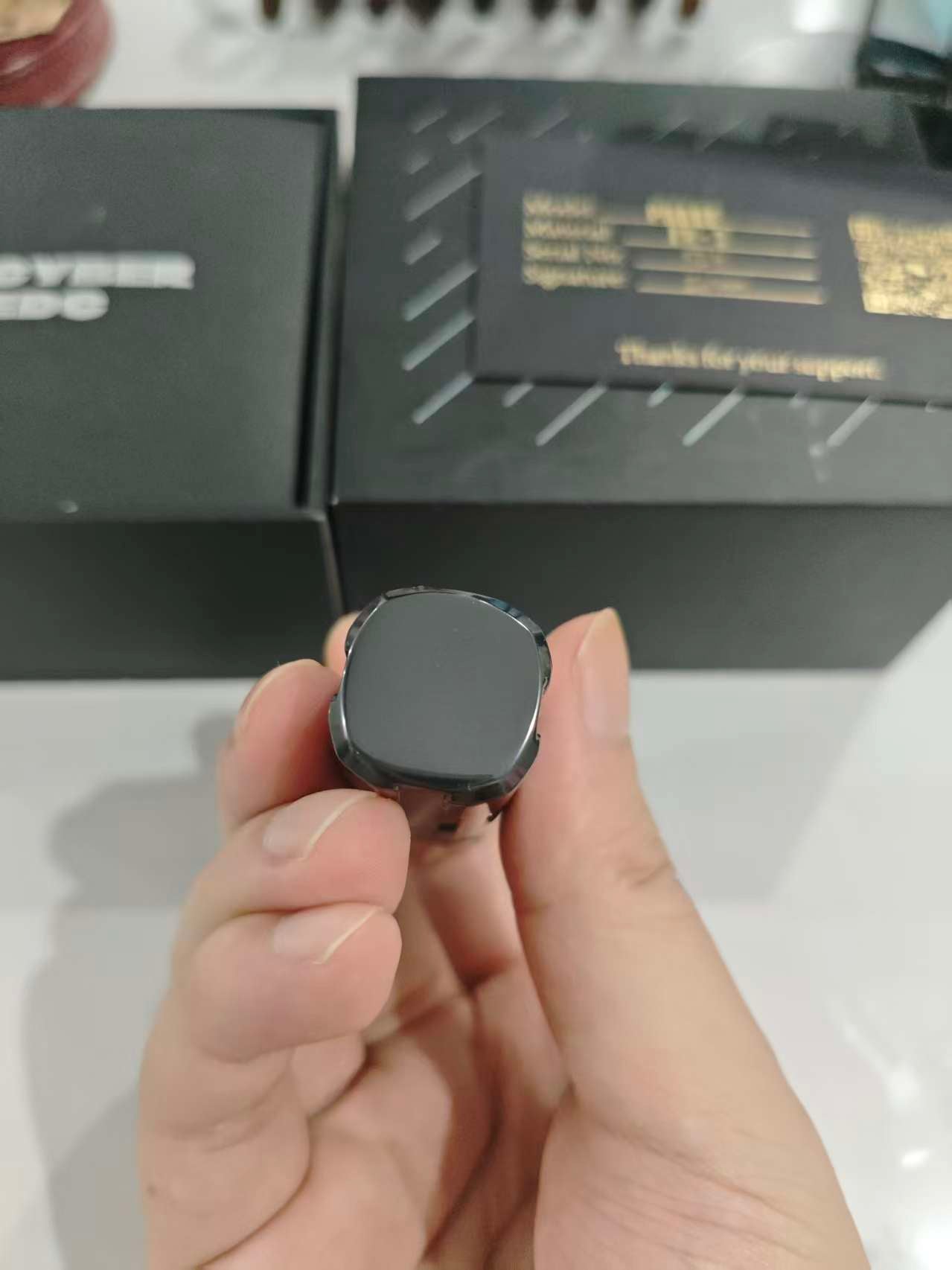 Phase Zirconium