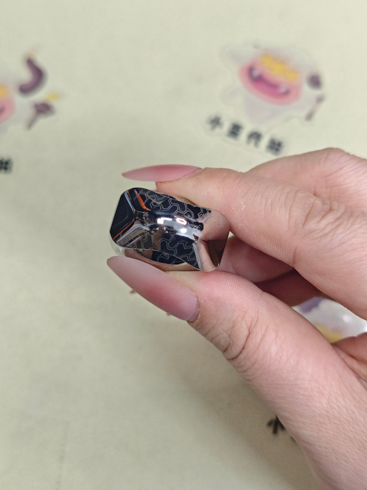 Feather Titanium