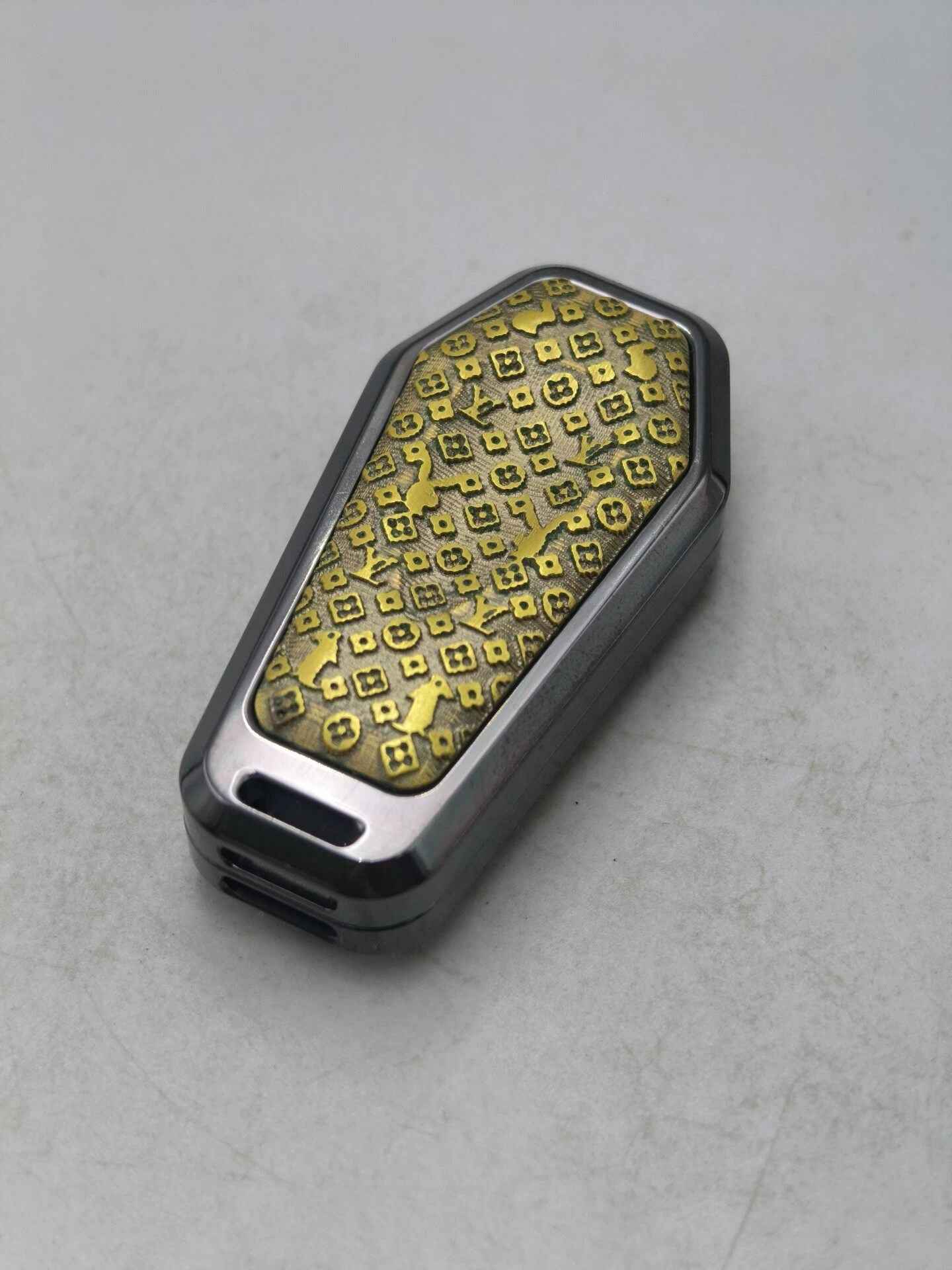 Guan Tui Zirconium