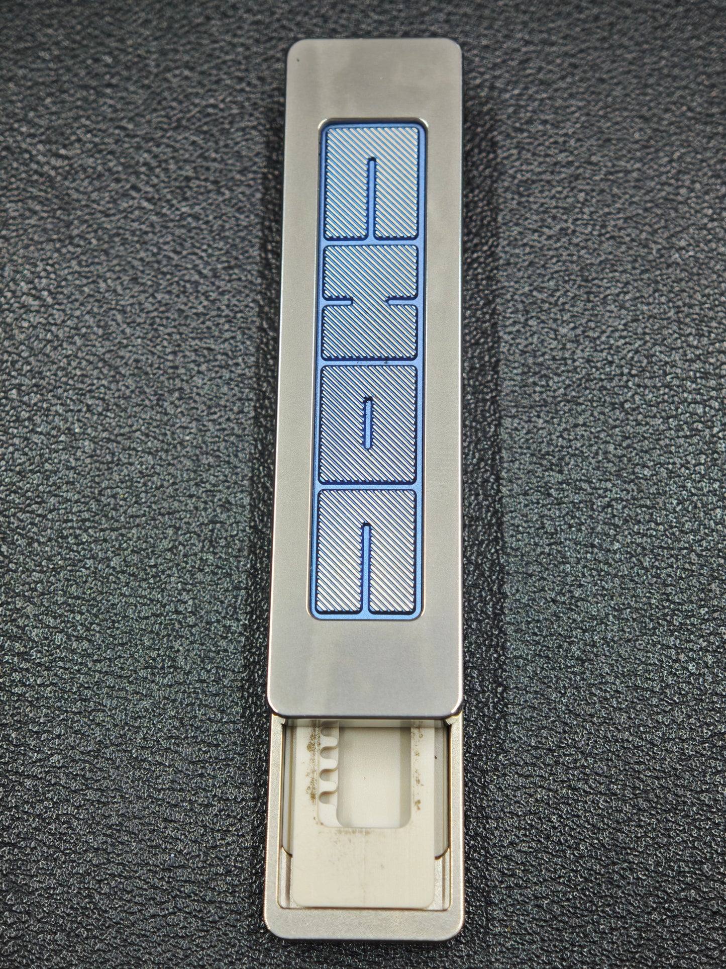 Choc Titanium