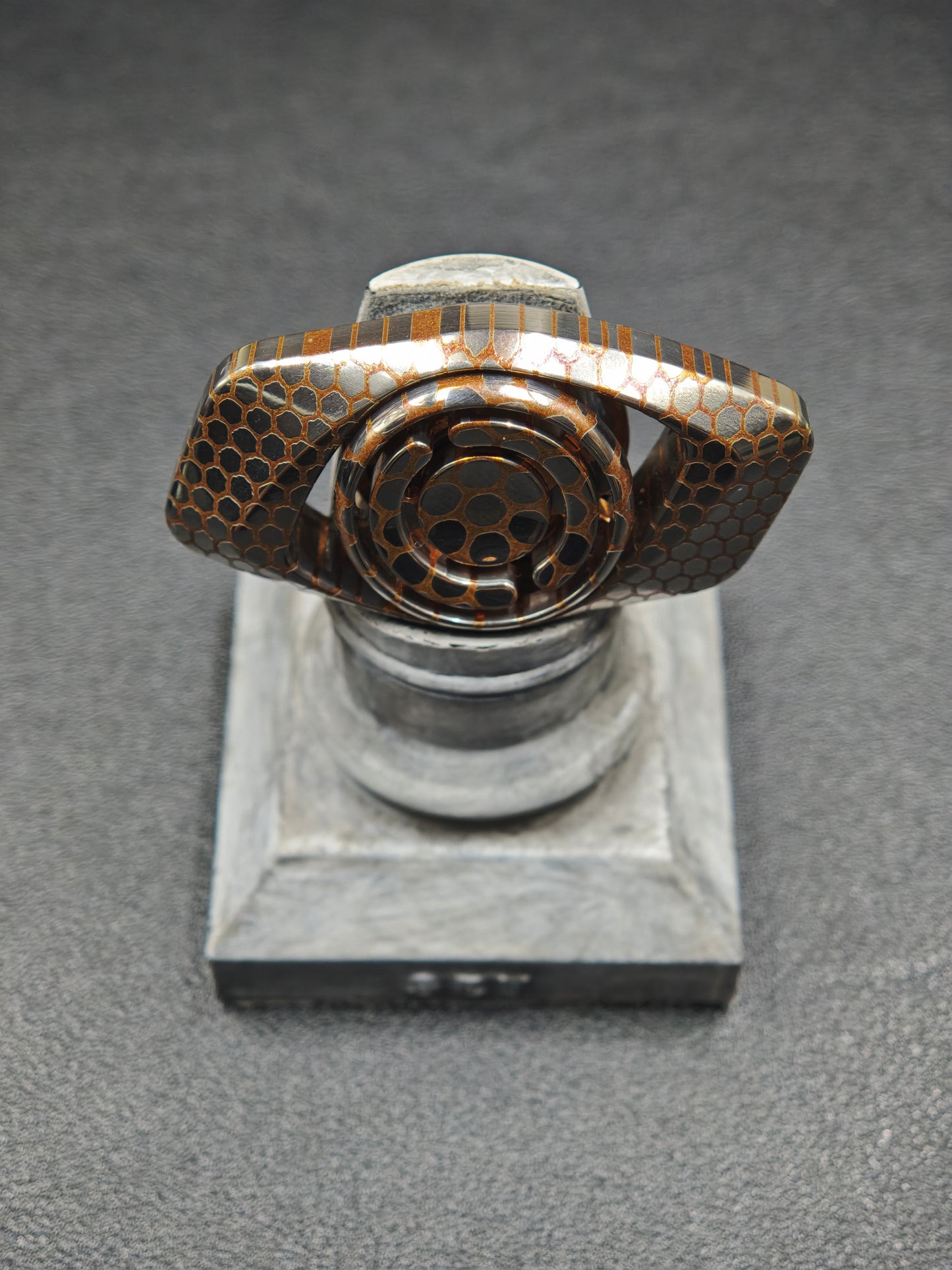 Mirror Eye Superconductor