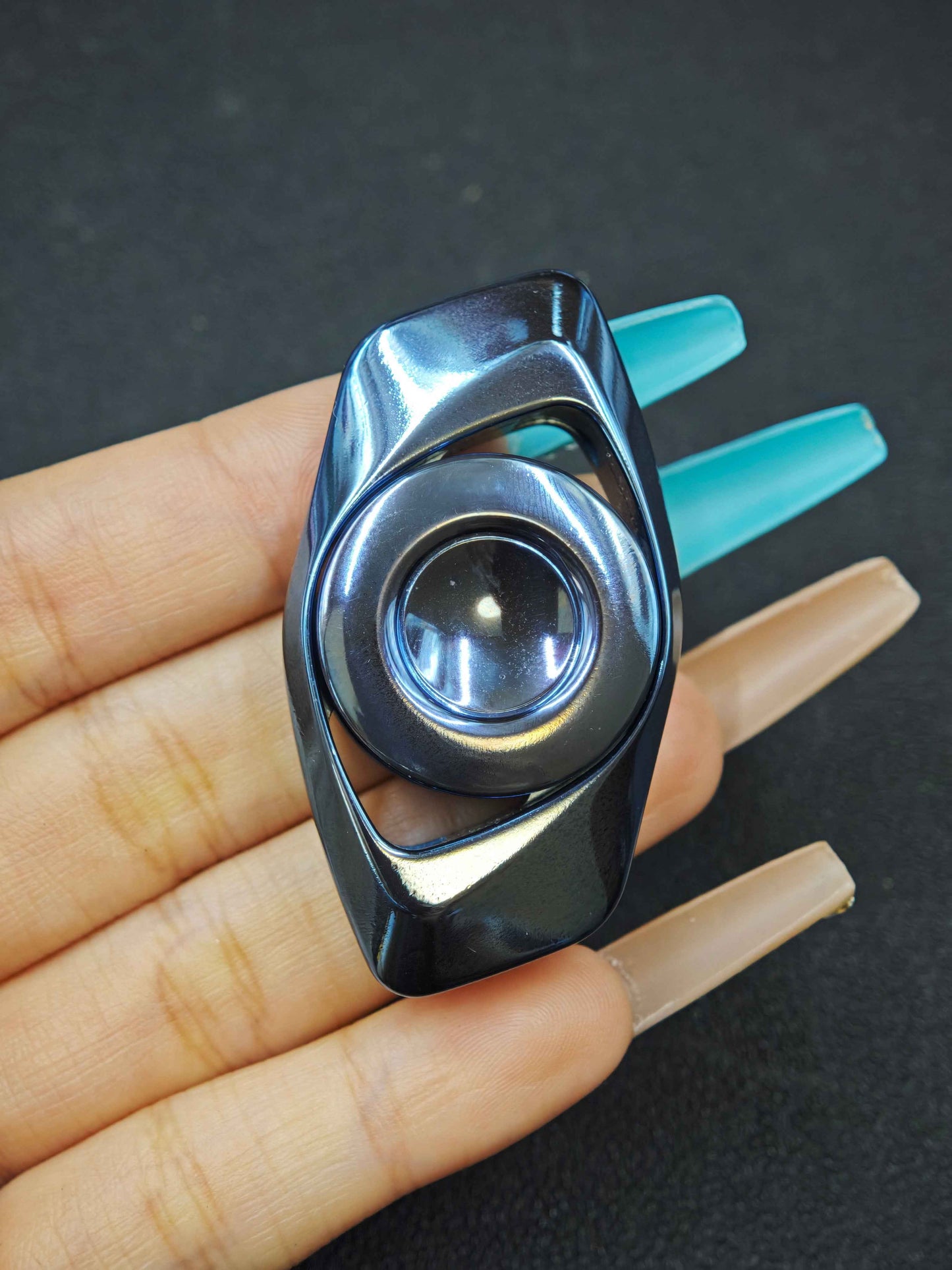 Mirror Eye Zirconium