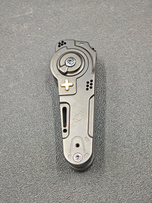 Dimension Slash Pry Bar Titanium