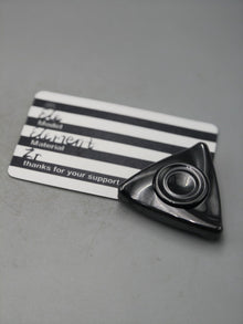 Element Zirconium