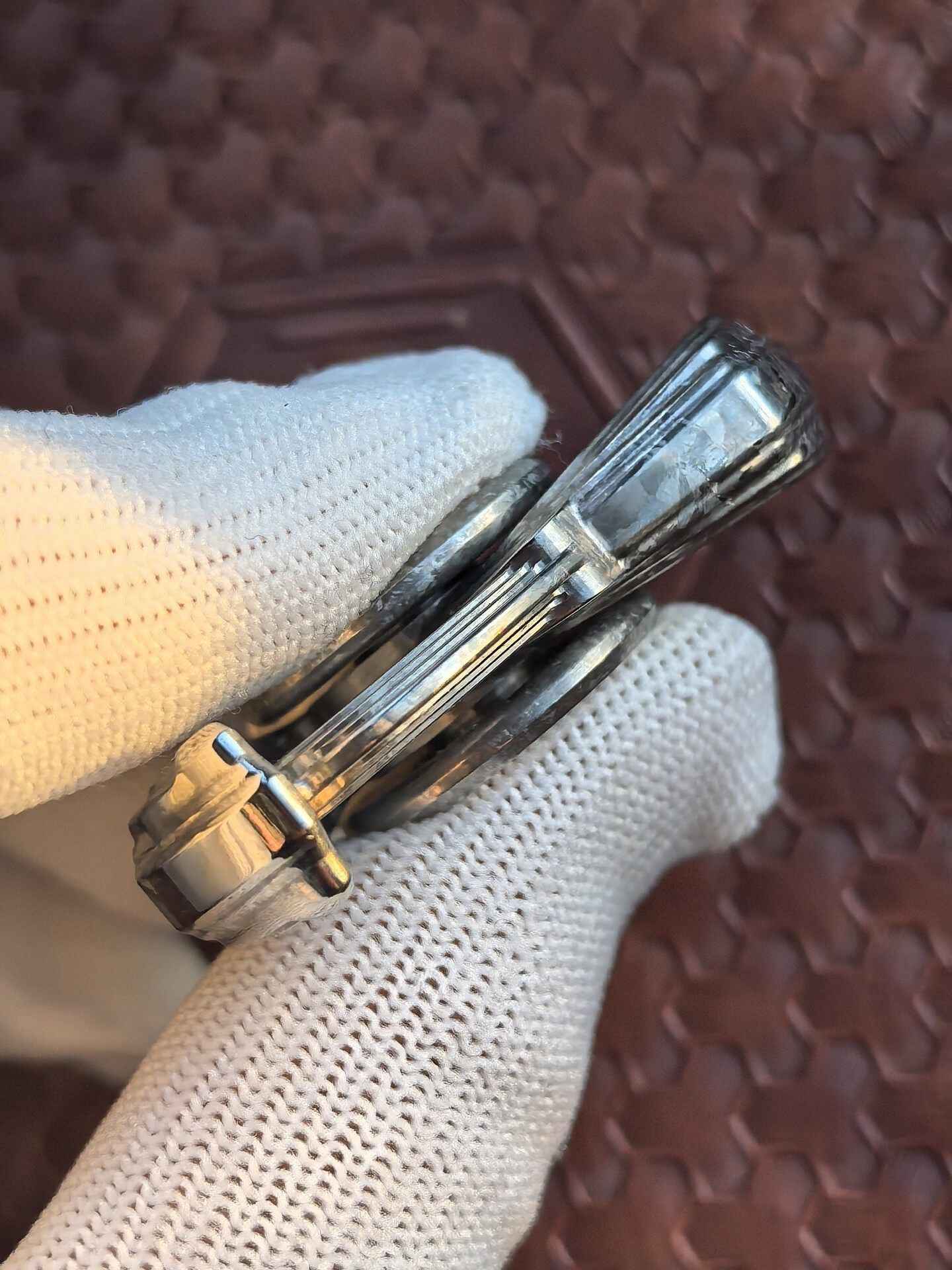 Morandi Crystallized Titanium