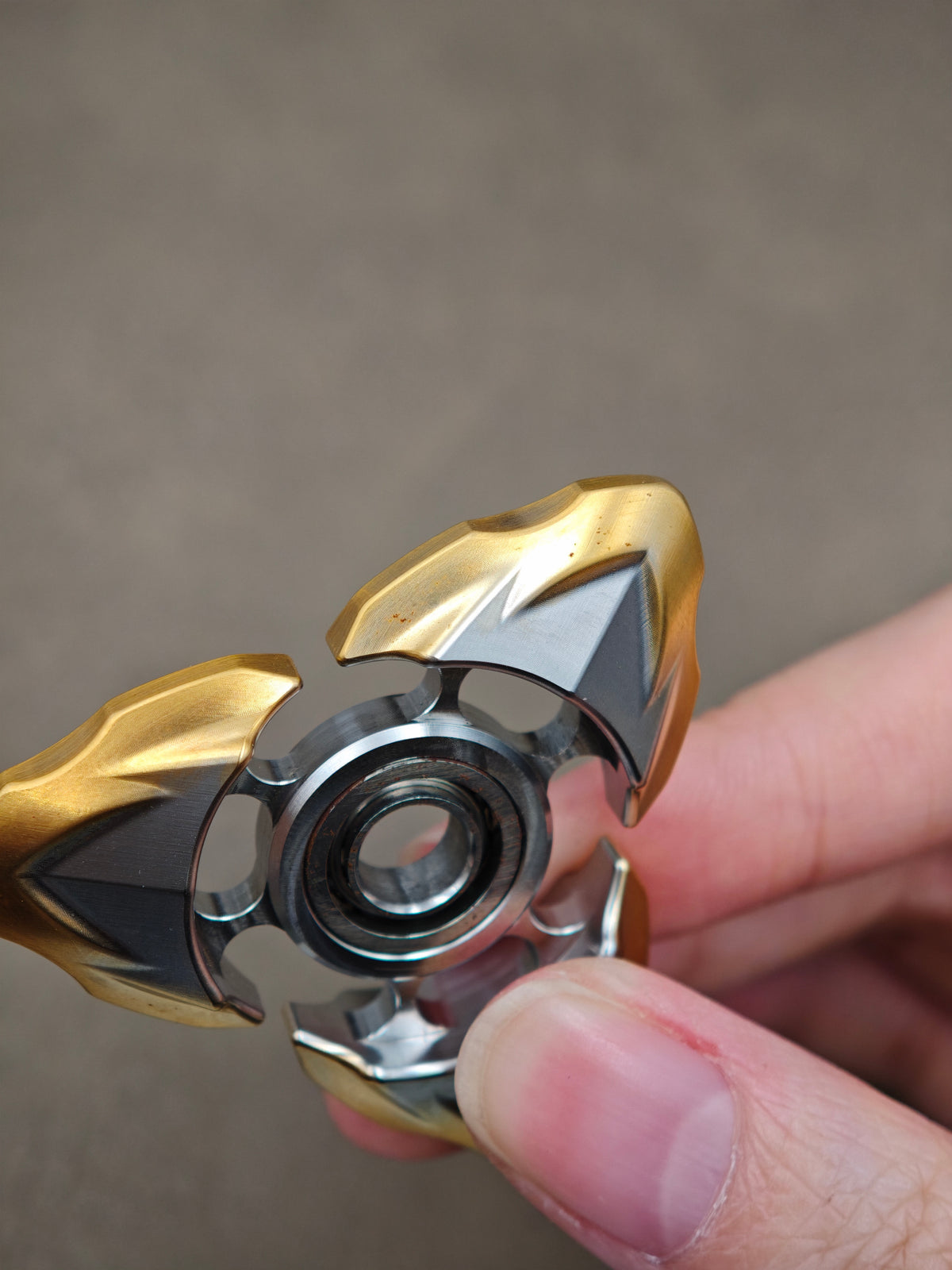 Dragon Pearl Stainless Steel Gold Plated Machine Finished