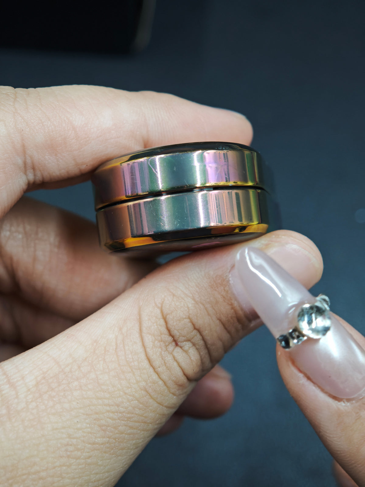 F2.8 Zirconium Color-Anodized Resin-Sealed Oil Slick