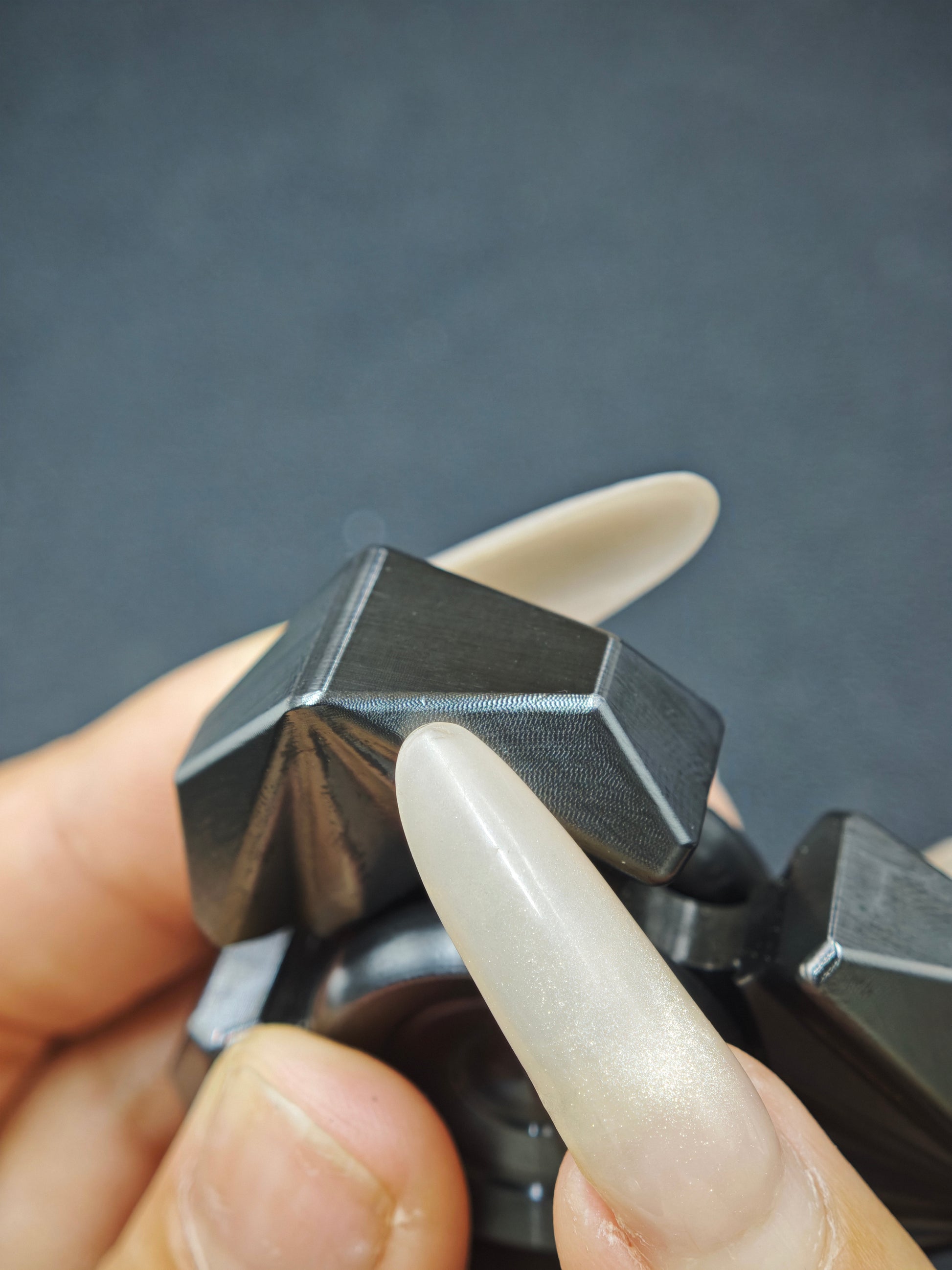 Tri-Leaf Crossbone Zirconium