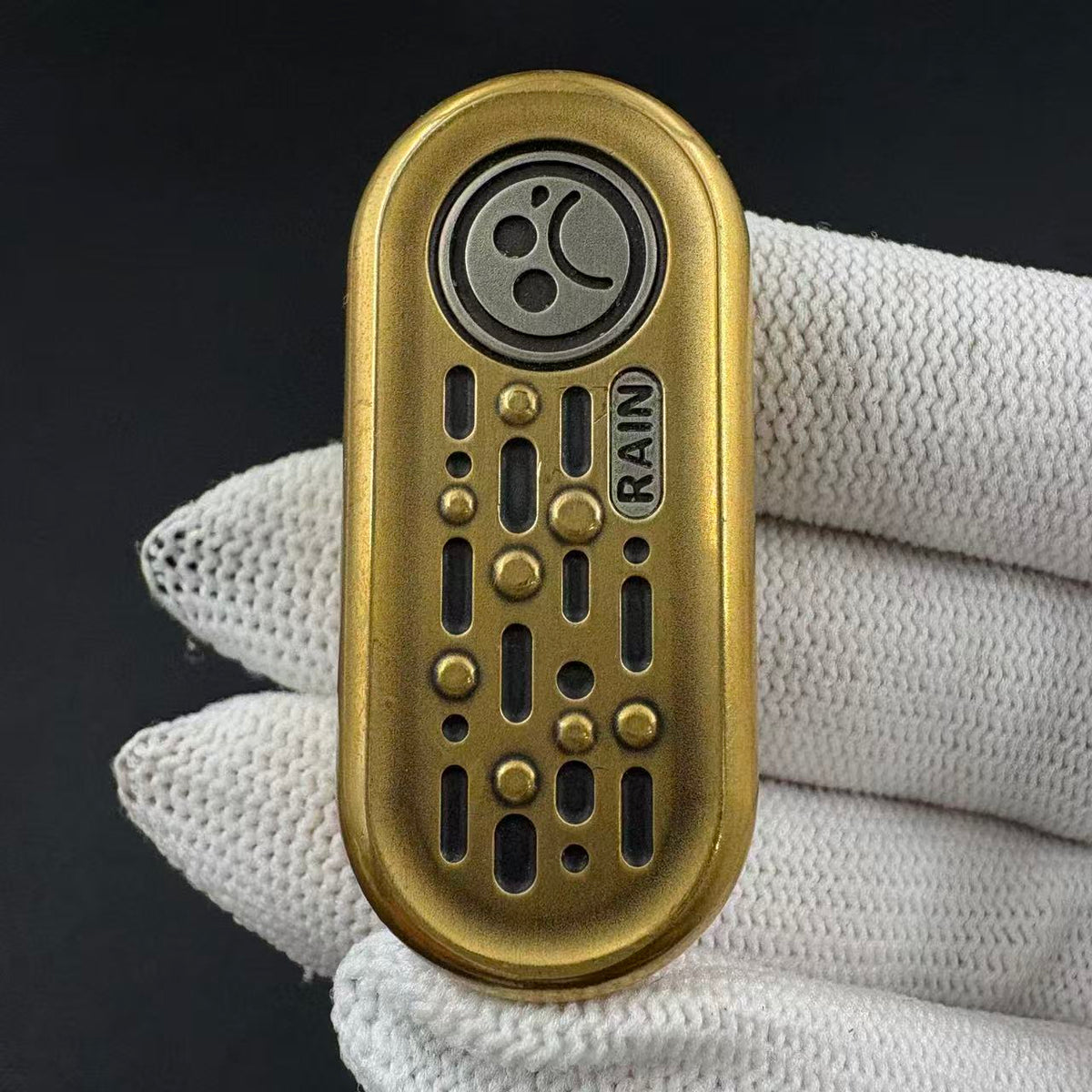 Top B Rain Brass