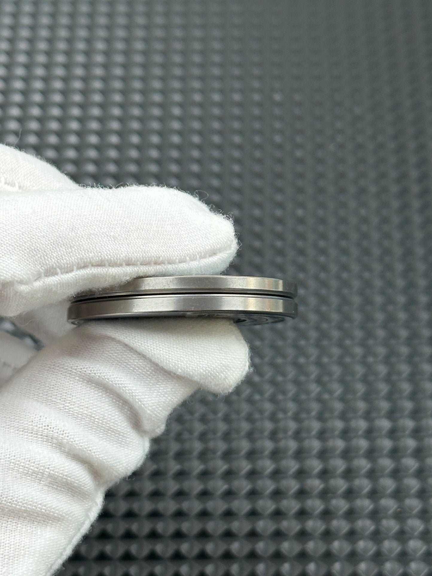 Devil Milk Cap Titanium