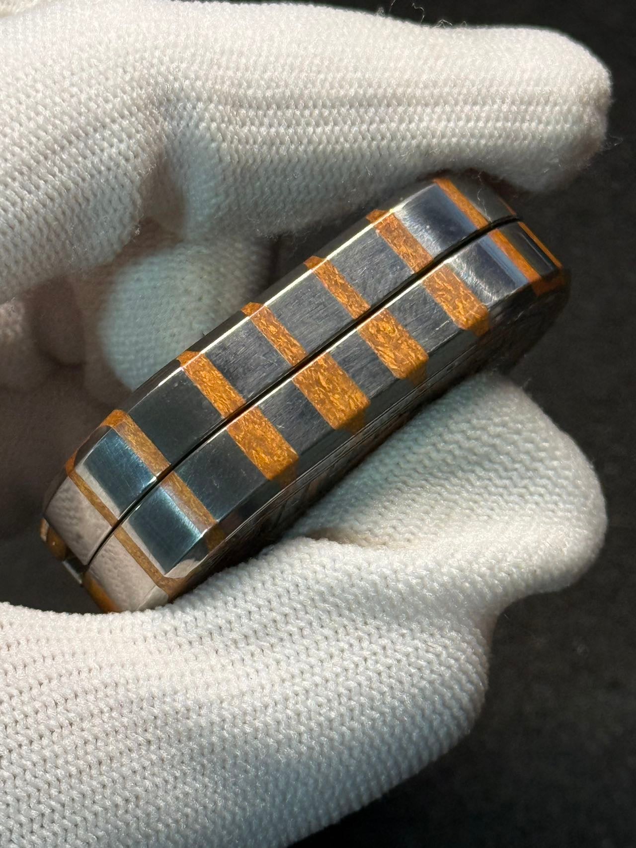 F2 Superconductor