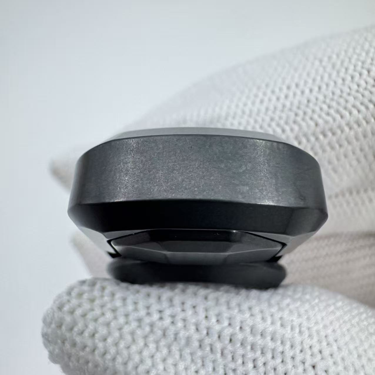 Spin Armor Zirconium
