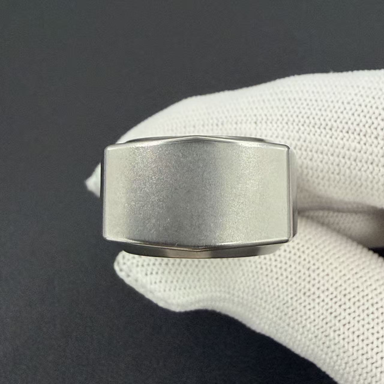 Dawn Stainless Steel Stonewashed